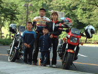 �r���A�Ëv��� �Ԃ̉��n�ŏ��x�~